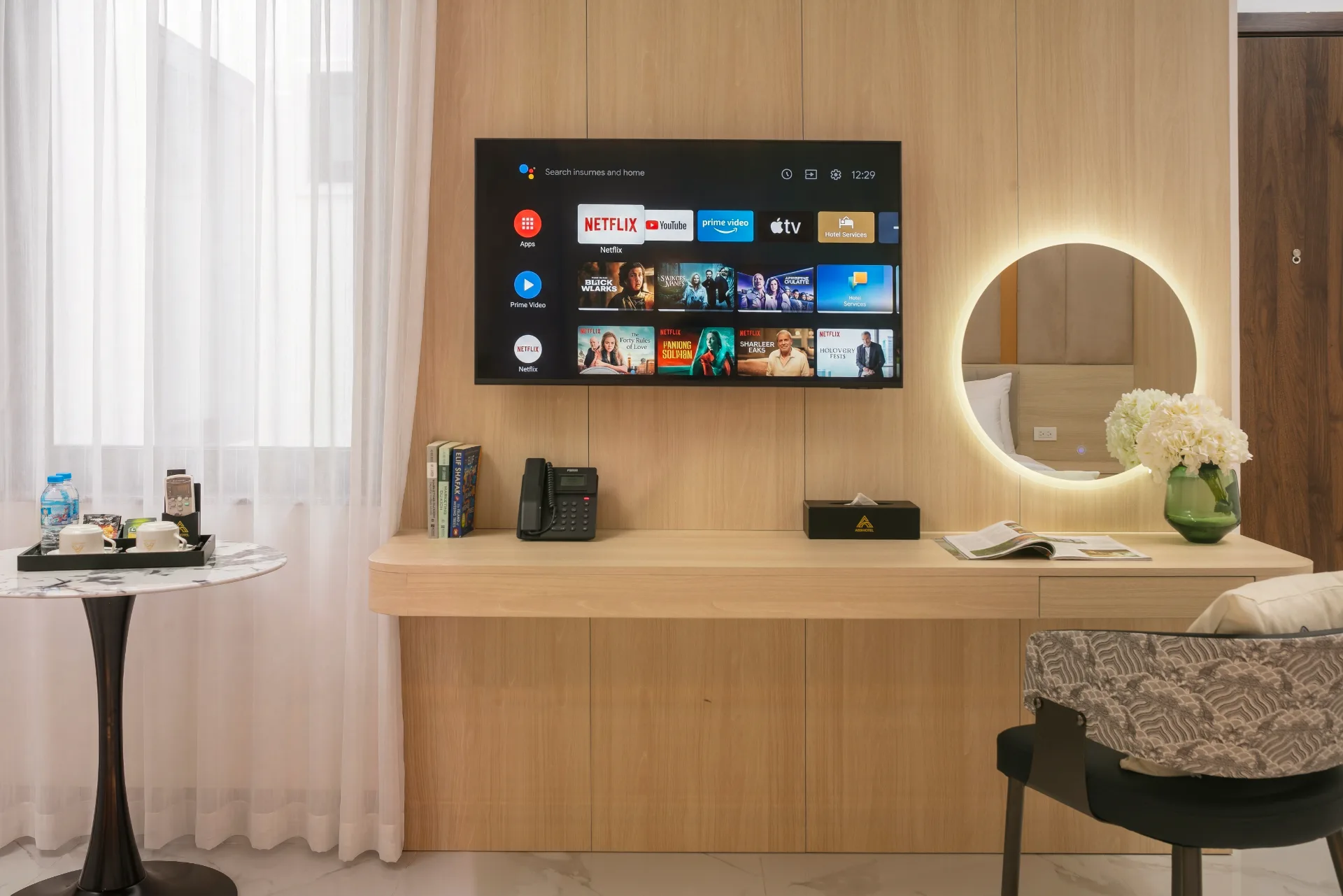 Family Room With Two Beds — ảnh 2